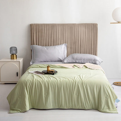 Minimalist Cooling Summer Quilt | Luxury Breathable Bedding
