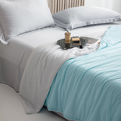 Minimalist Cooling Summer Quilt | Luxury Breathable Bedding
